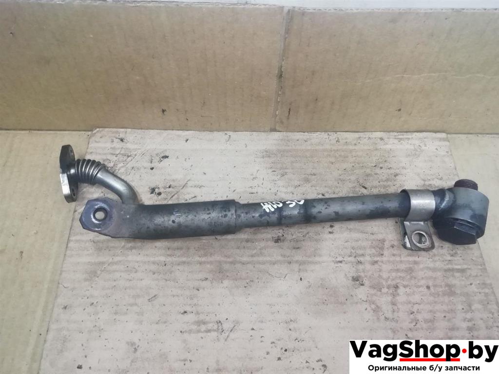 масляная трубка турбины Volkswagen Passat B7 2011, 2.0 л., TDi, CFF, дизель, МКПП, черный, универсал, передний привод, 03L145535A, 03L145736D - фото №1