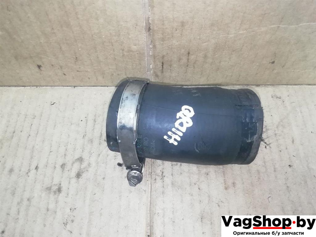 патрубок интеркулера Volkswagen Passat B7 2011, 2.0 л., TDi, CFF, дизель, МКПП, черный, универсал, передний привод, 5N0145828E - фото №1