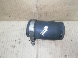 патрубок интеркулера Volkswagen Passat B7 2011, 2.0 л., TDi, CFF, дизель, МКПП, черный, универсал, передний привод, 5N0145828E