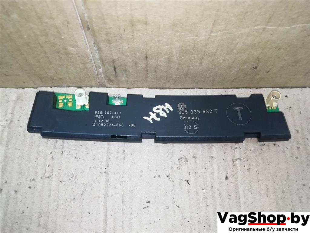 усилитель антенны Volkswagen Passat B6 2009, 2.0 л., TDi, CBA, дизель, МКПП, голубой, седан, передний привод, 3C5035532T - фото №1