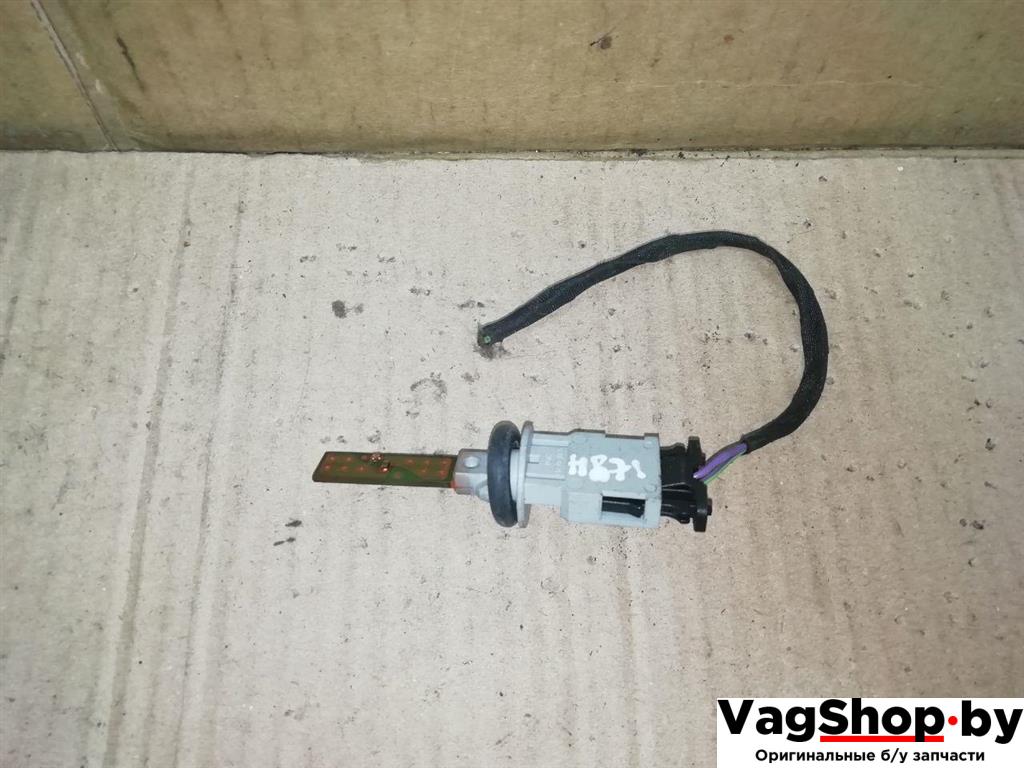 датчик температуры Volkswagen Passat B6 2009, 2.0 л., TDi, CBA, дизель, МКПП, голубой, седан, передний привод, 1K0907543E - фото №1