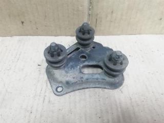 Крепление блока ABS Volkswagen Passat B6 2009, 2.0 л., TDi, CBA, дизель, МКПП, голубой, седан, передний привод, 3C0614235A