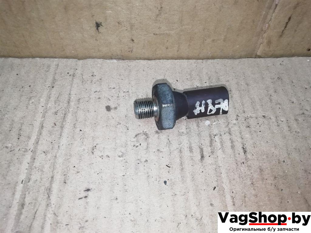 датчик давления масла Volkswagen Passat B6 2008, 2.0 л., TDi, CBA, дизель, МКПП, серебро, универсал, передний привод, 038919081H - фото №1