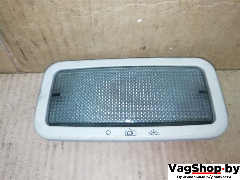 фонарь салона (плафон) Volkswagen Transporter T5 2005, 2.5 л., TDi, AXD, дизель, МКПП, синий, фургон, передний привод, 7H0947105A - фото №1