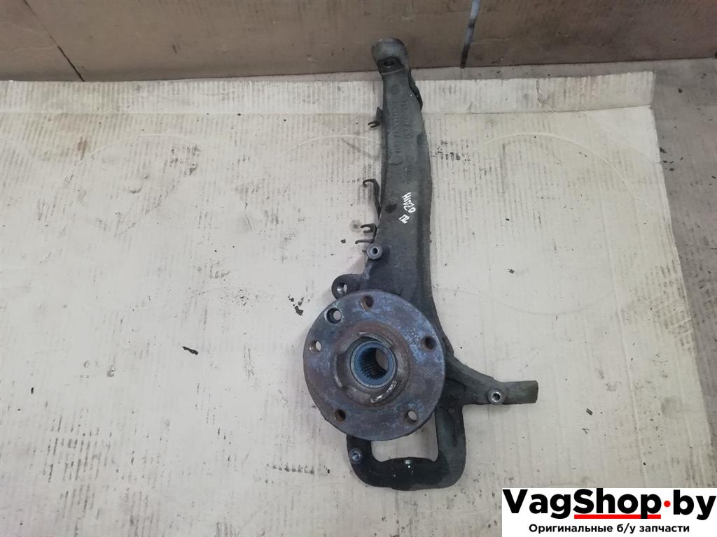 кулак поворотный левый Audi Q7 4L 2006, 3.0 л., TDi, BUG, дизель, АКПП, серебро, внедорожник 5 дв., полный привод, 7L0407257A - фото №1