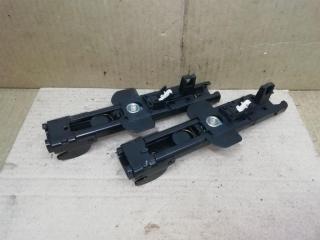 Механизм регулировки высоты ремня безопасности Audi Q7 4L 2006, 3.0 л., TDi, BUG, дизель, АКПП, серебро, внедорожник 5 дв., полный привод, 8E0857833F