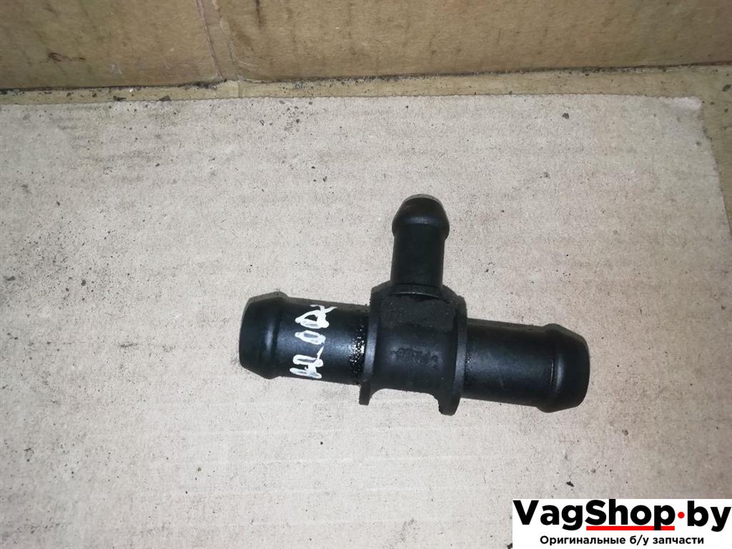 фланец (тройник) системы охлаждения Audi Q7 4L 2006, 3.0 л., TDi, BUG, дизель, АКПП, серебро, внедорожник 5 дв., полный привод - фото №1