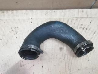 патрубок интеркулера Audi Q7 4L 2006, 3.0 л., TDi, BUG, дизель, АКПП, серебро, внедорожник 5 дв., полный привод, 7L6145972E