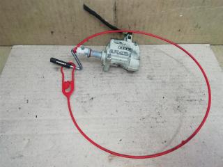 активатор замка крышки топливного бака Audi Q7 4L 2006, 3.0 л., TDi, BUG, дизель, АКПП, серебро, внедорожник 5 дв., полный привод, 4L0810773A