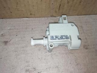 замок бардачка Audi Q7 4L 2006, 3.0 л., TDi, BUG, дизель, АКПП, серебро, внедорожник 5 дв., полный привод, 3B0959782A