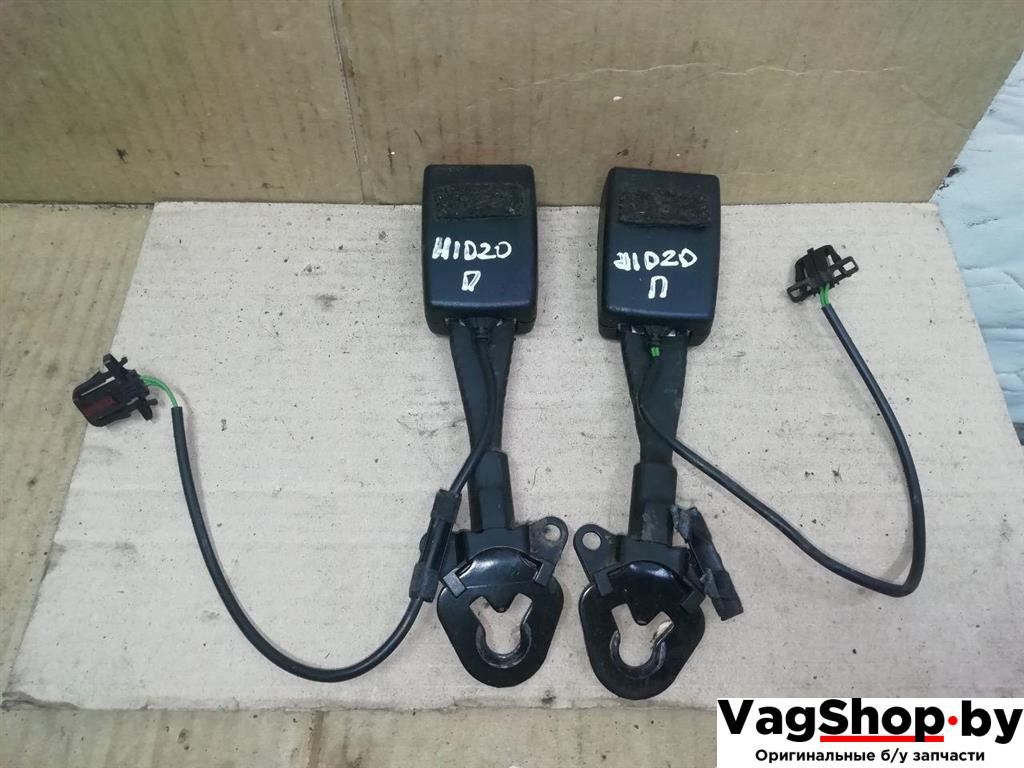 замок ремня безопасности Audi Q7 4L 2006, 3.0 л., TDi, BUG, дизель, АКПП, серебро, внедорожник 5 дв., полный привод, 4L0857755E01C - фото №1