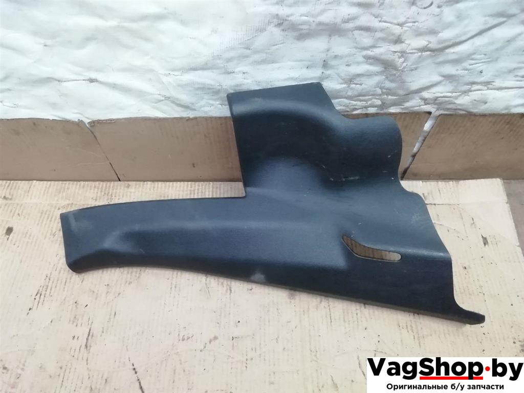 обшивка стойки задней правой Audi Q7 4L 2006, 3.0 л., TDi, BUG, дизель, АКПП, серебро, внедорожник 5 дв., полный привод, 4L0867768A - фото №1