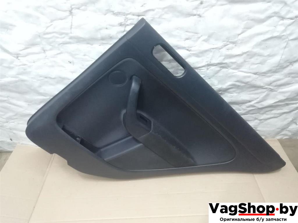 обшивка двери задняя правая Volkswagen Golf Plus 2 поколение 2010, 1.6 л., TDi, CAY, дизель, МКПП, серебро, хетчбэк 5 дв., передний привод - фото №1