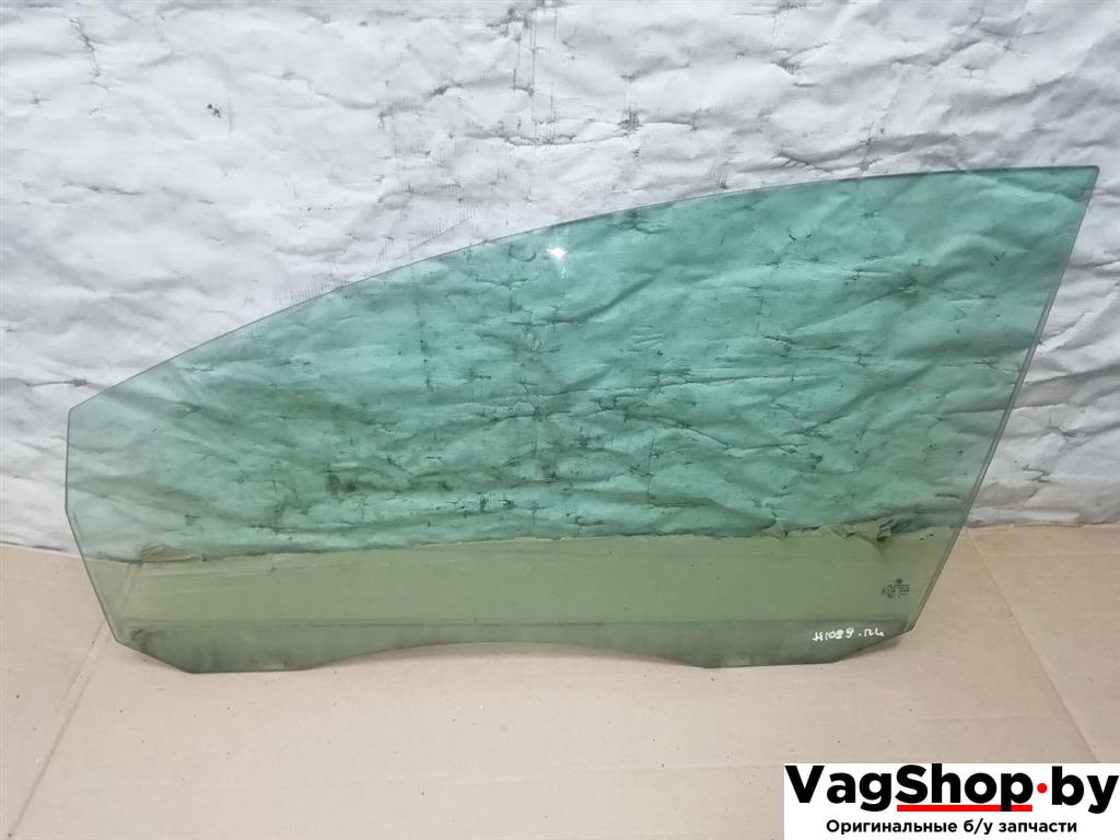 стекло двери передней левой Volkswagen Golf Plus 2 поколение 2010, 1.6 л., TDi, CAY, дизель, МКПП, серебро, хетчбэк 5 дв., передний привод - фото №1