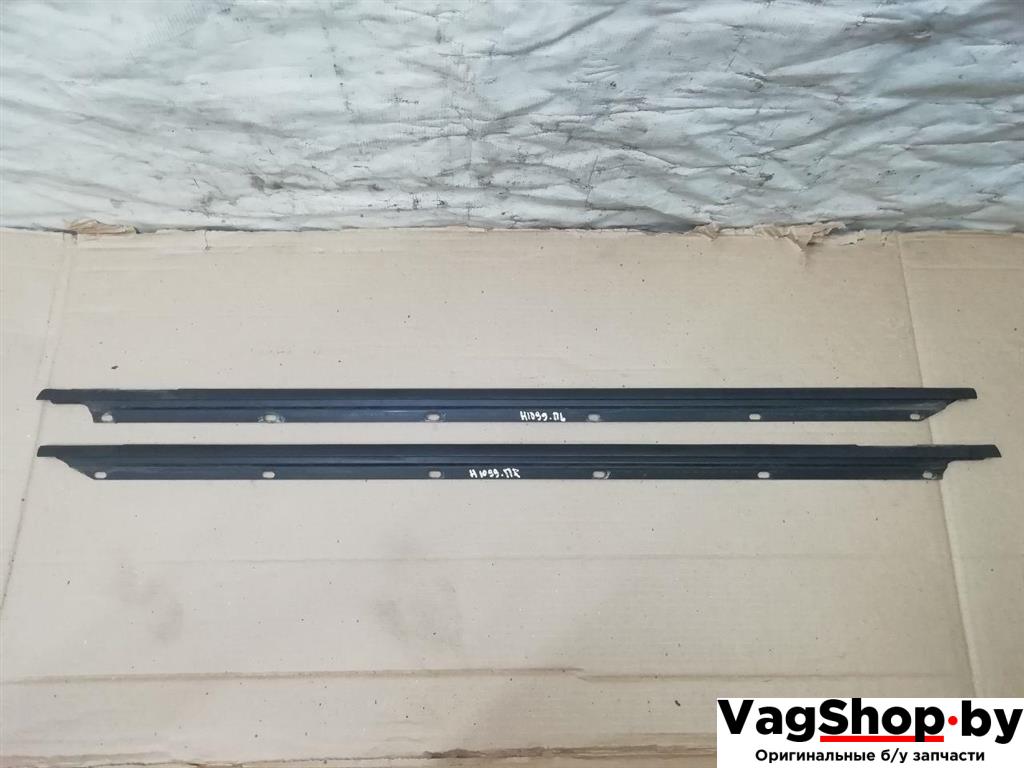 уплотнитель Volkswagen Golf Plus 2 поколение 2010, 1.6 л., TDi, CAY, дизель, МКПП, серебро, хетчбэк 5 дв., передний привод, 5M0837477, 5M0837478 - фото №1