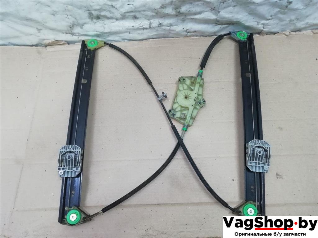 стеклоподъемник электрический задний правый Audi Q7 4L 2006, 3.0 л., TDi, BUG, дизель, АКПП, серебро, внедорожник 5 дв., полный привод, 4L0839462A - фото №1