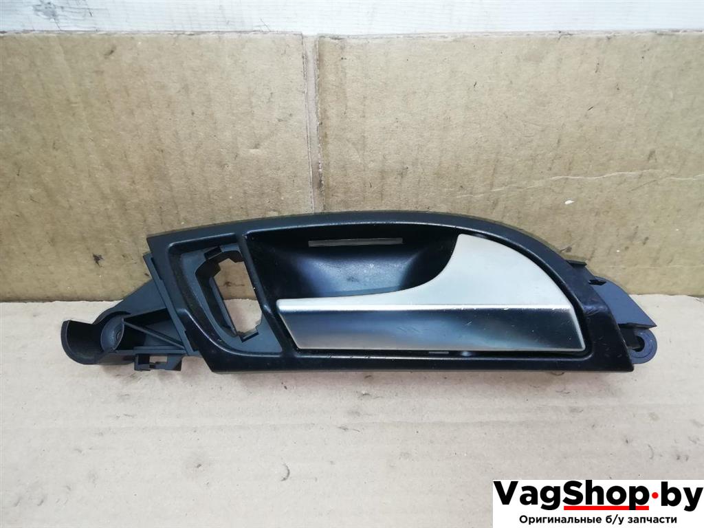 ручка внутренняя передняя правая Audi Q7 4L 2006, 3.0 л., TDi, BUG, дизель, АКПП, серебро, внедорожник 5 дв., полный привод, 4L0837020 - фото №1
