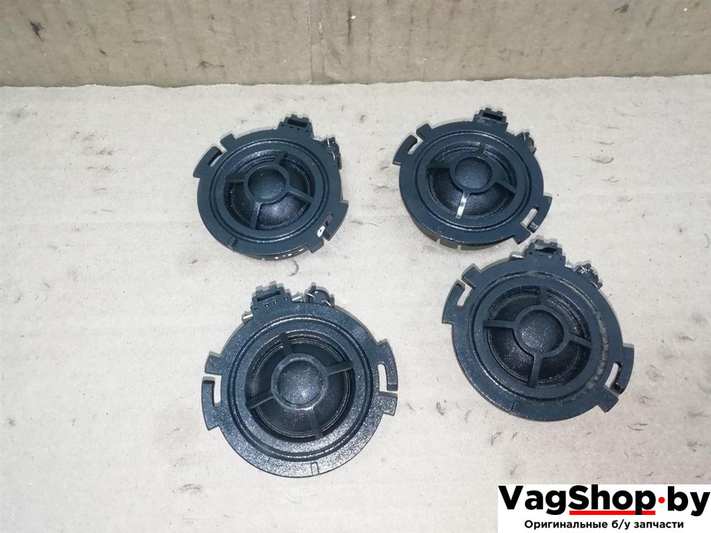 динамик высокочастотный (пищалка) Audi Q7 4L 2006, 3.0 л., TDi, BUG, дизель, АКПП, серебро, внедорожник 5 дв., полный привод, 4F0035399A - фото №1