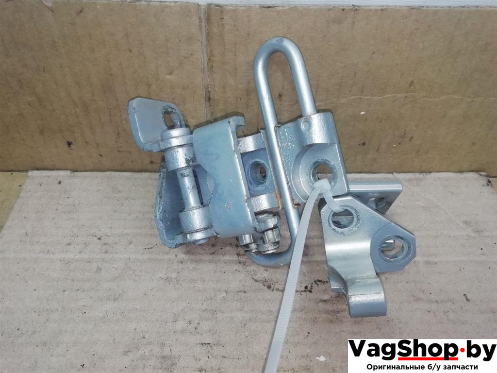 петля двери Volkswagen Golf Plus 2 поколение 2010, 1.6 л., TDi, CAY, дизель, МКПП, серебро, хетчбэк 5 дв., передний привод, 1K0833412Q - фото №1