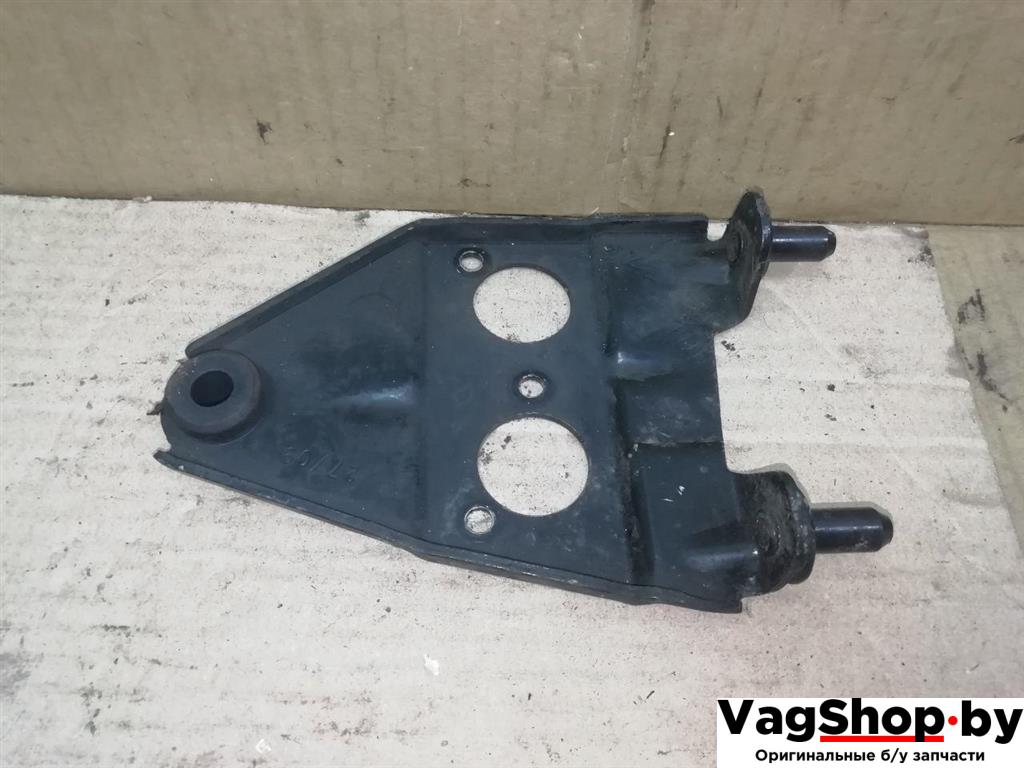 Крепление блока ABS Volkswagen Golf Plus 2 поколение 2010, 1.6 л., TDi, CAY, дизель, МКПП, серебро, хетчбэк 5 дв., передний привод, 1K0614235D - фото №1