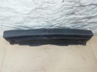 накладка внутренняя на заднюю панель кузова Volkswagen Golf Plus 2 поколение 2010, 1.6 л., TDi, CAY, дизель, МКПП, серебро, хетчбэк 5 дв., передний привод, 5M0863459G