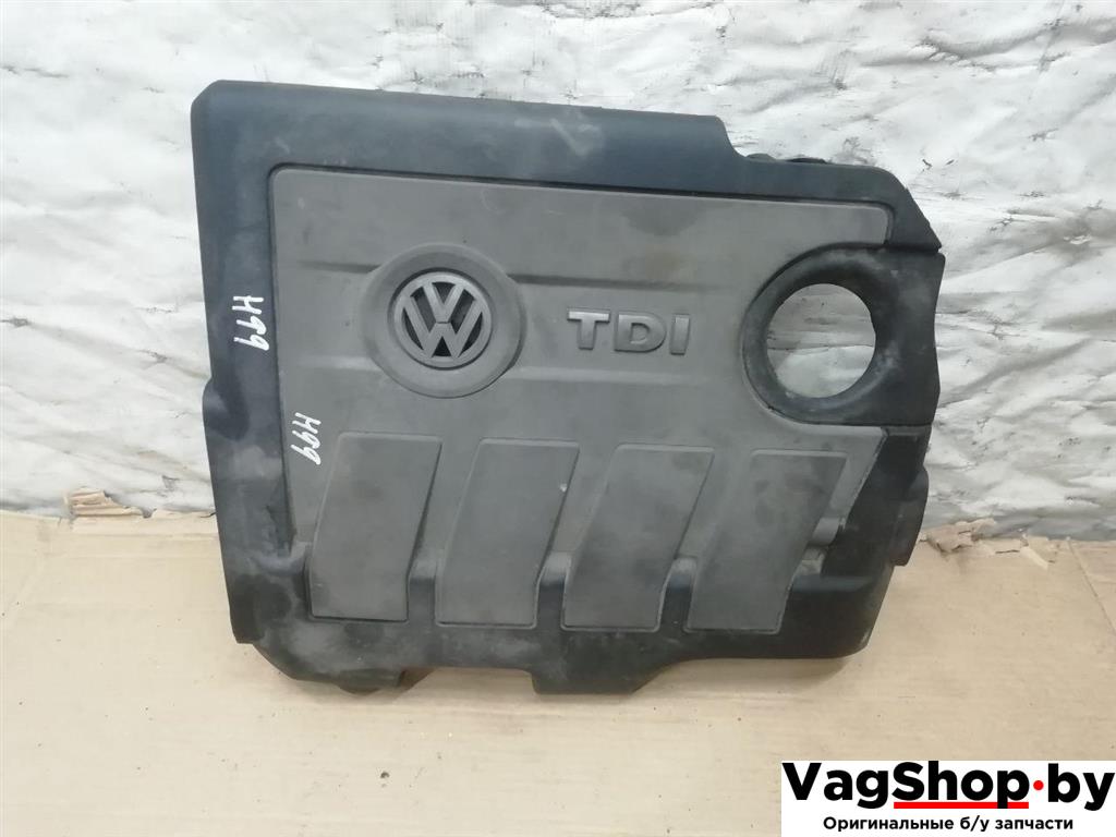 декоративная крышка двигателя Volkswagen Golf Plus 2 поколение 2010, 1.6 л., TDi, CAY, дизель, МКПП, серебро, хетчбэк 5 дв., передний привод, 03L103925B - фото №1