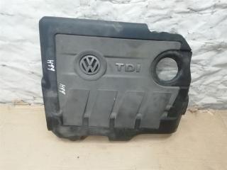 декоративная крышка двигателя Volkswagen Golf Plus 2 поколение 2010, 1.6 л., TDi, CAY, дизель, МКПП, серебро, хетчбэк 5 дв., передний привод, 03L103925B