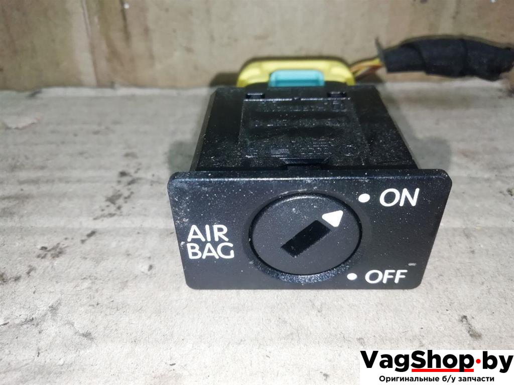 кнопка (выключатель) Volkswagen Golf Plus 2 поколение 2010, 1.6 л., TDi, CAY, дизель, МКПП, серебро, хетчбэк 5 дв., передний привод, 1K0919237C - фото №1