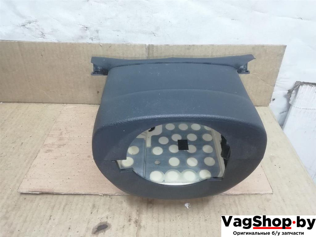 кожух рулевой колонки Volkswagen Golf Plus 2 поколение 2010, 1.6 л., TDi, CAY, дизель, МКПП, серебро, хетчбэк 5 дв., передний привод, 5N0858559F, 5N0858560C - фото №1