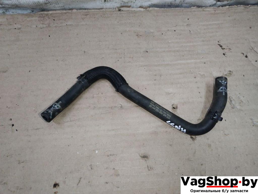 патрубок (трубопровод, шланг) Volkswagen Golf Plus 2 поколение 2010, 1.6 л., TDi, CAY, дизель, МКПП, серебро, хетчбэк 5 дв., передний привод, 1K0122447GF, 1K0121064J - фото №1