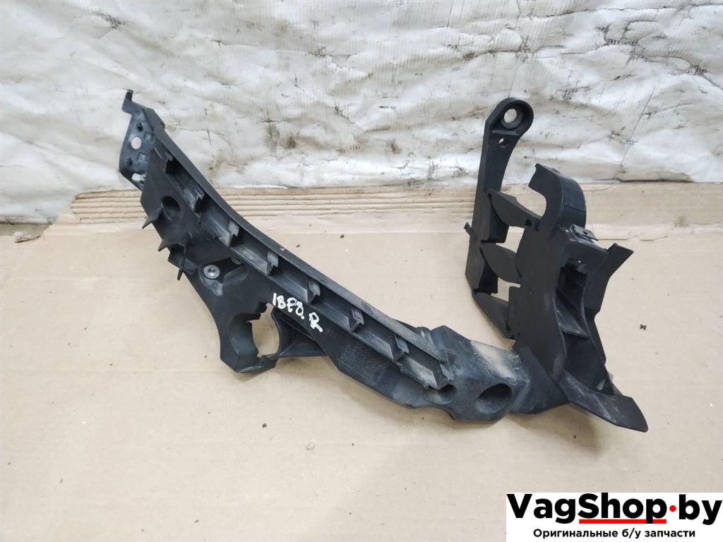 крепление фары правой Audi A4 B8/8K 2011, 2.7 л., TDi, CGK, дизель, МКПП, белый, седан, передний привод, 8K0805608C - фото №1