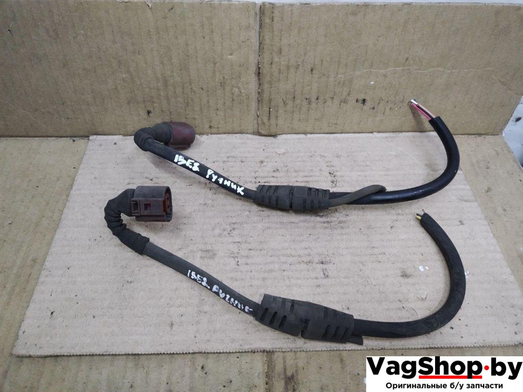 Разъем (фишка) проводки Audi A4 B8/8K 2011, 2.7 л., TDi, CGK, дизель, МКПП, белый, седан, передний привод, 3B0973722A - фото №1