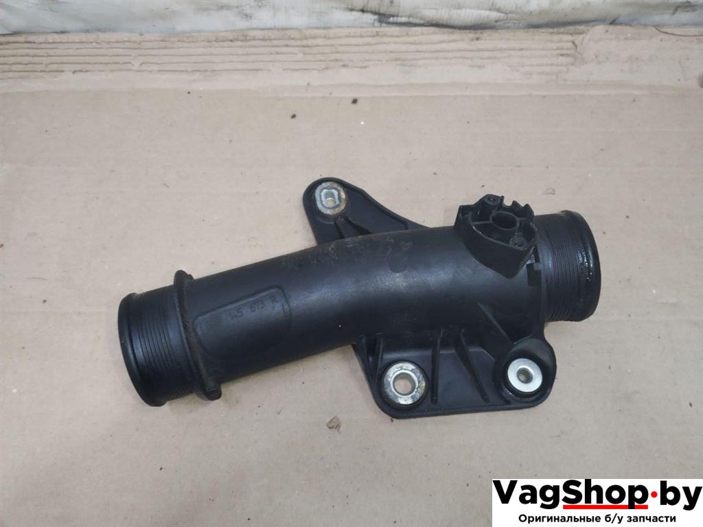 патрубок интеркулера Audi A4 B8/8K 2011, 2.7 л., TDi, CGK, дизель, МКПП, белый, седан, передний привод, 8K0145673R - фото №1