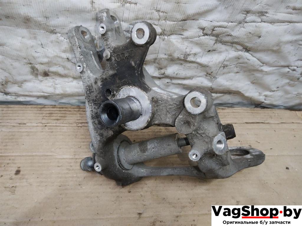 кулак задний правый Audi A4 B8/8K 2010, 2.7 л., TDi, CGK, дизель, МКПП, белый, седан, передний привод, 8K0505432AP - фото №1