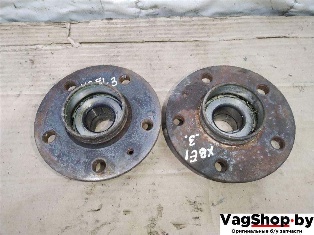 ступица задняя Audi A4 B8/8K 2010, 2.7 л., TDi, CGK, дизель, МКПП, белый, седан, передний привод, 8K0501611A - фото №1