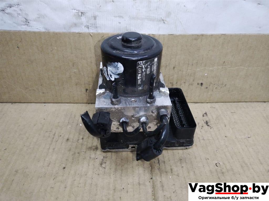 блок ABS Porsche Cayenne 958 2012, 3.6 л., FSI, M 55.02, бензин, АКПП, черный, внедорожник 5 дв., полный привод, 7P0614517J, 7P0907379J - фото №1