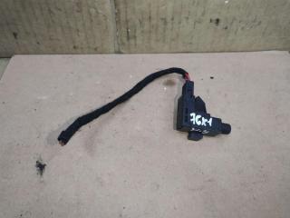 выключатель концевой (концевик) Volkswagen Touareg 1 поколение 2005, 2.5 л., TDi, BAC, дизель, АКПП, серый, внедорожник 5 дв., полный привод, 1J0947561