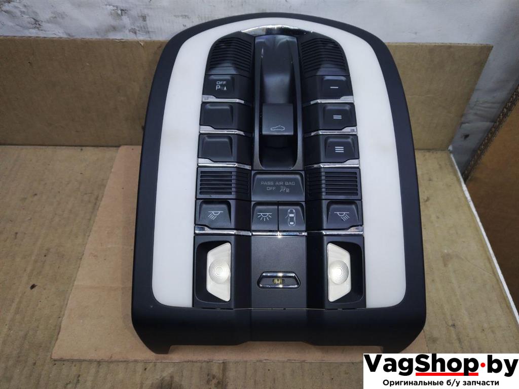 фонарь салона (плафон) Porsche Cayenne 958 2012, 3.6 л., FSI, M 55.02, бензин, АКПП, черный, внедорожник 5 дв., полный привод, 7PP959551EJ, 7PP959728F, 7PP919211F, 7PP035711A - фото №1