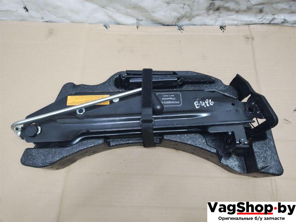 ящик под инструменты / набор инструментов Porsche Cayenne 958 2012, 3.6 л., FSI, M 55.02, бензин, АКПП, черный, внедорожник 5 дв., полный привод, 7L0860321A, 7P5012178, 7P0011031A - фото №1