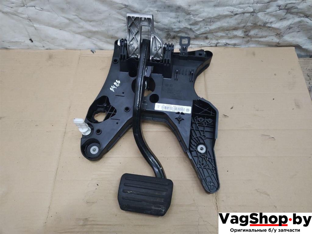 педаль тормоза Porsche Cayenne 958 2012, 3.6 л., FSI, M 55.02, бензин, АКПП, черный, внедорожник 5 дв., полный привод, 7P0723117B, 7P0723031AD - фото №1