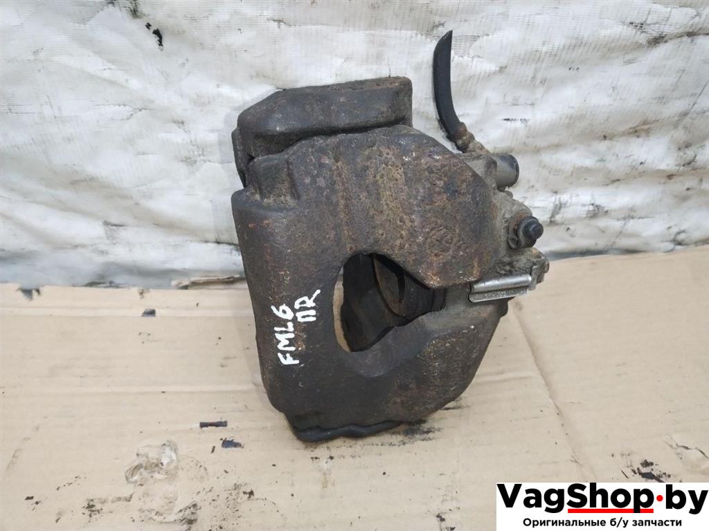 суппорт передний правый Volkswagen Touareg 1 поколение 2006, 2.5 л., TDi, BAC, дизель, АКПП, синий, внедорожник 5 дв., полный привод - фото №1