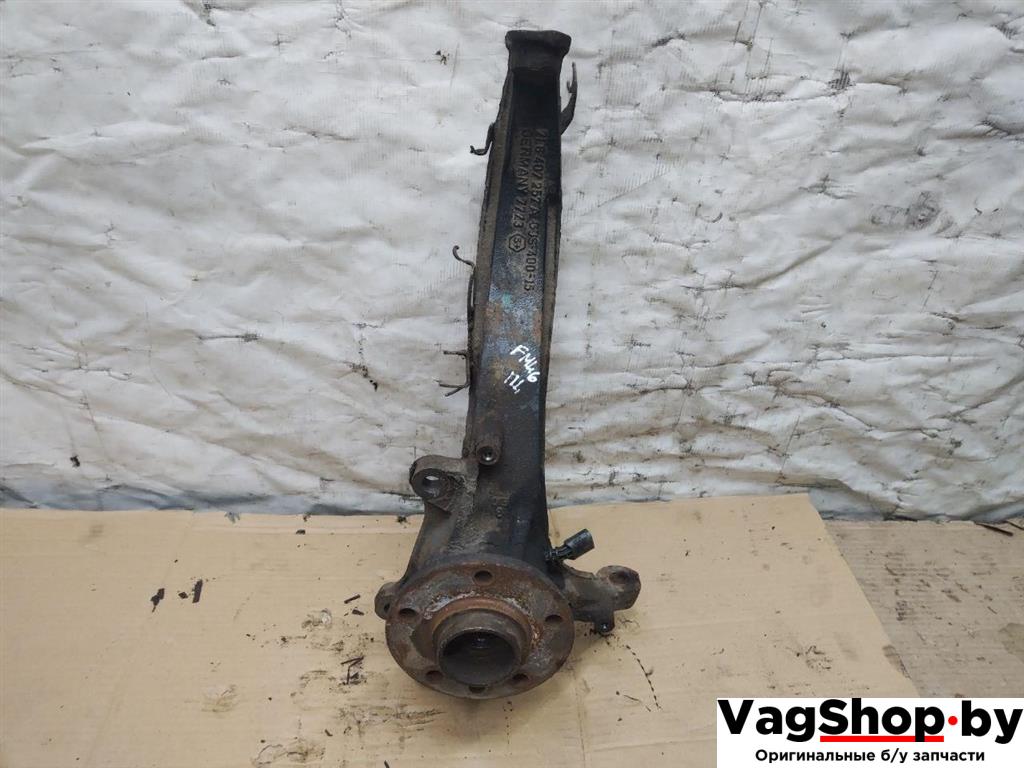 кулак поворотный левый Volkswagen Touareg 1 поколение 2006, 2.5 л., TDi, BAC, дизель, АКПП, синий, внедорожник 5 дв., полный привод - фото №1