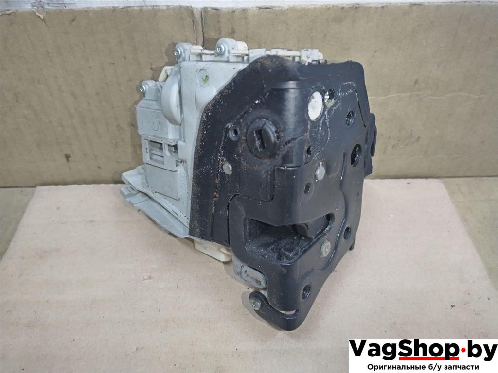 замок двери задней правой Audi A4 B8/8K 2011, 2.7 л., TDi, CGK, дизель, МКПП, белый, седан, передний привод, 8K0839016C - фото №1