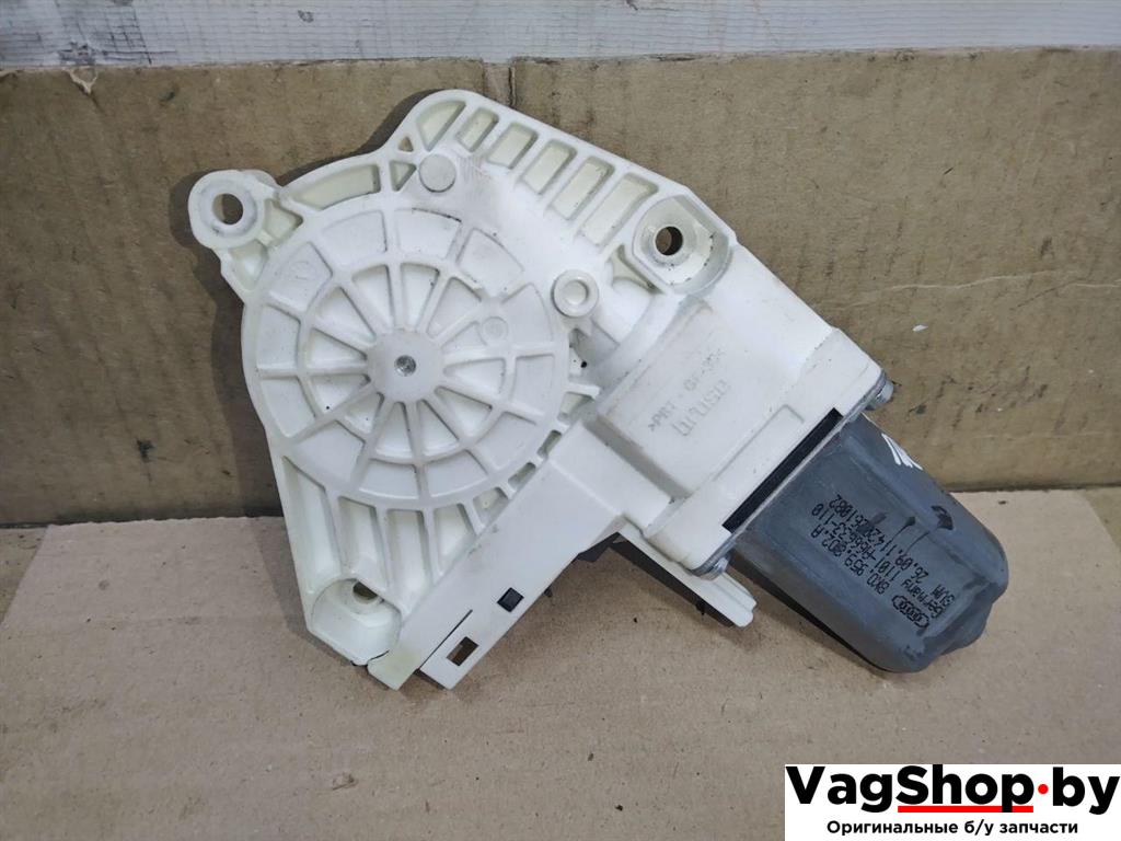 моторчик стеклоподъемника передний правый Audi A4 B8/8K 2011, 2.7 л., TDi, CGK, дизель, МКПП, белый, седан, передний привод, 8K0959802A - фото №1