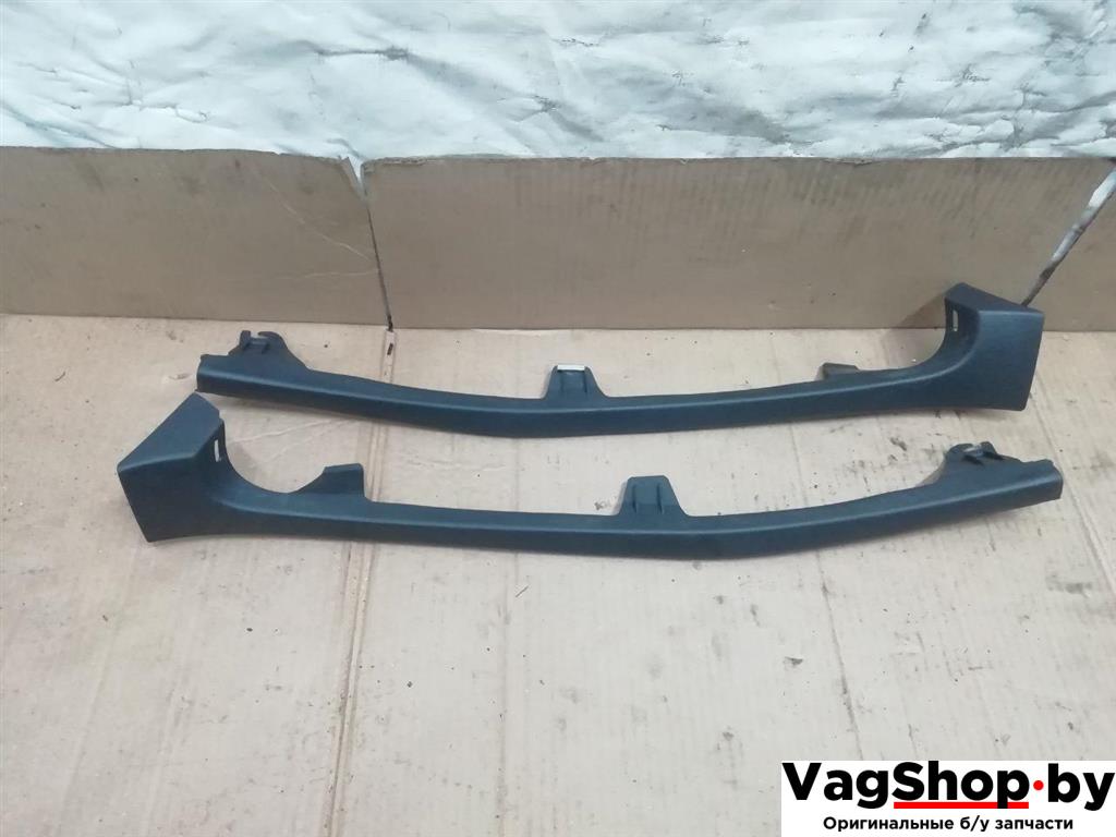 пластик Volkswagen Passat B6 2009, 2.0 л., TDi, CBA, дизель, МКПП, голубой, седан, передний привод, 3C5867765B, 3C5867766B - фото №1