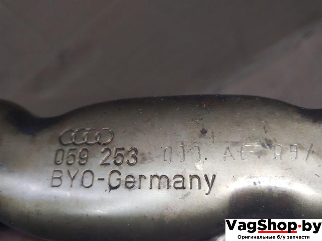 коллектор выпускной Audi A4 B8/8K 2011, 2.7 л., TDi, CGK, дизель, МКПП, белый, седан, передний привод, 059253034AC - фото №1