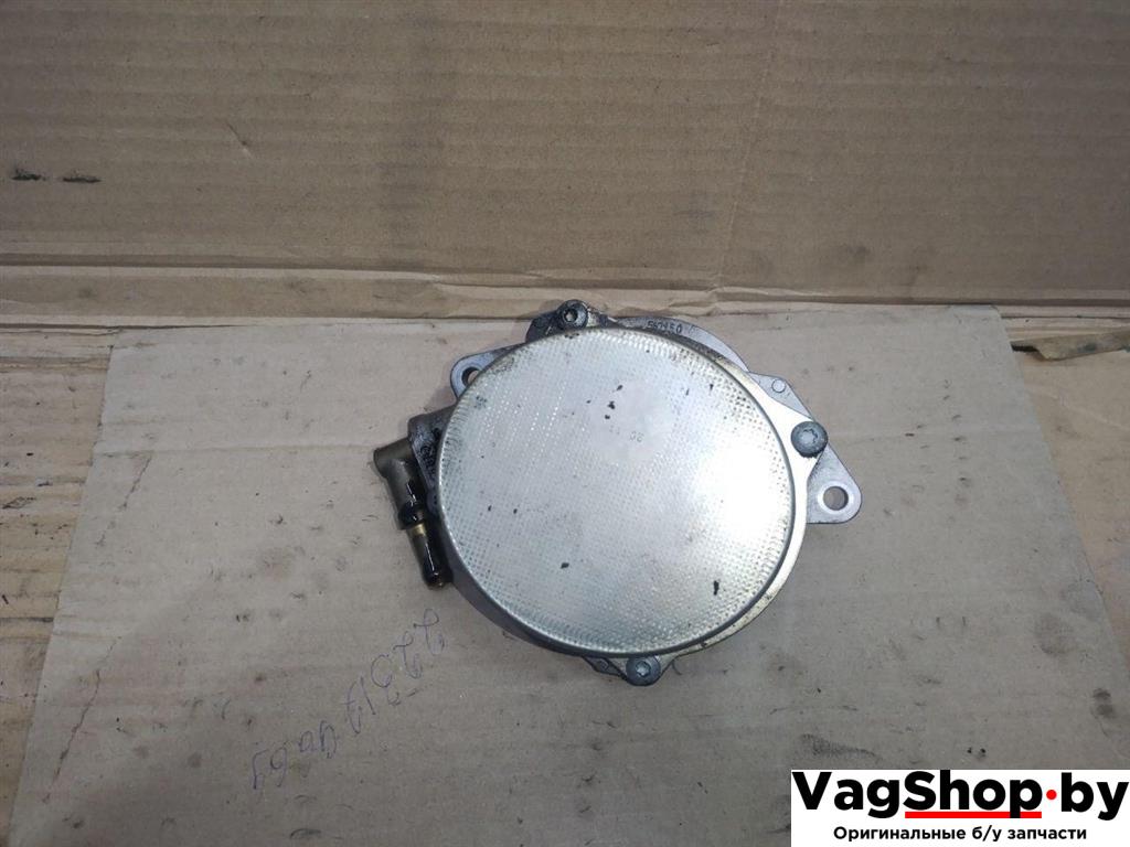 насос вакуумный Audi A4 B8/8K 2011, 2.7 л., TDi, CGK, дизель, МКПП, белый, седан, передний привод, 059145100H - фото №1