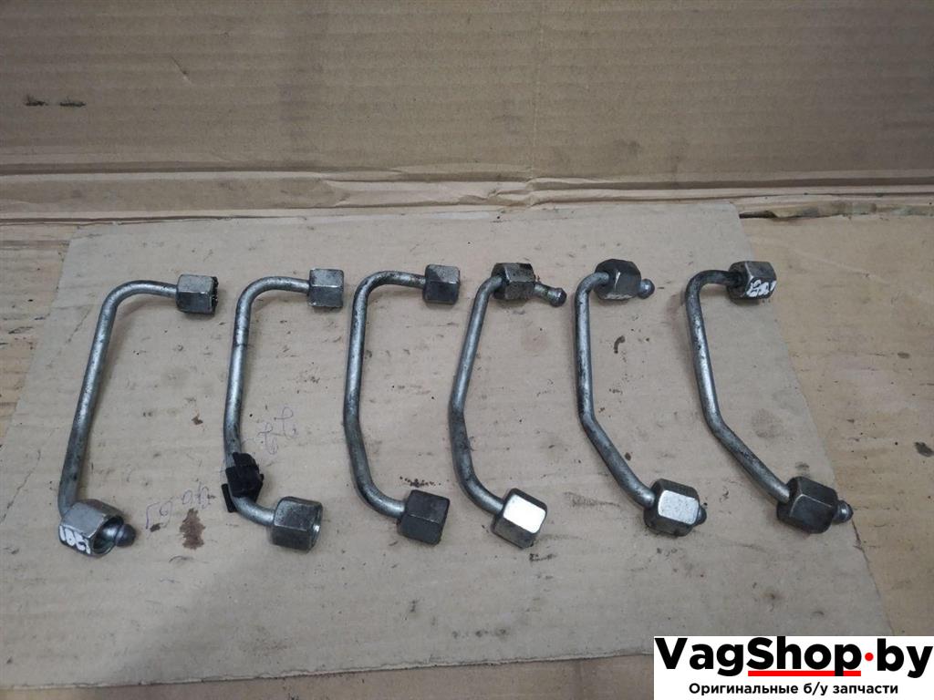 трубка топливная Audi A4 B8/8K 2011, 2.7 л., TDi, CGK, дизель, МКПП, белый, седан, передний привод, 059130241CH - фото №1