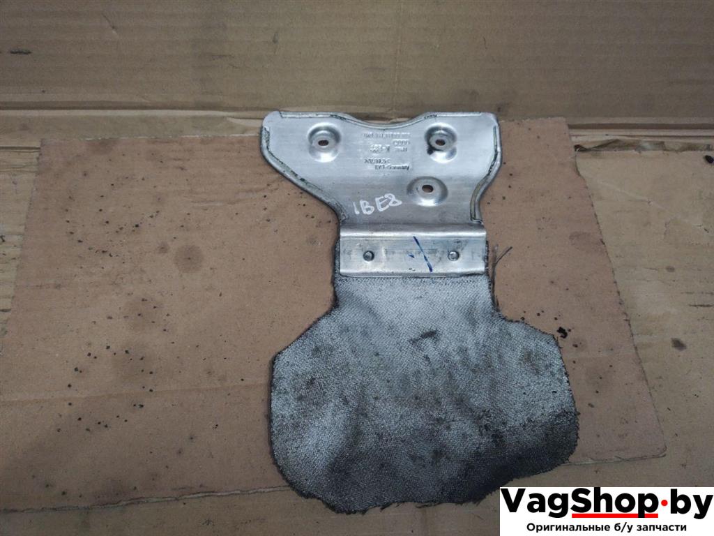 пыльник Audi A4 B8/8K 2011, 2.7 л., TDi, CGK, дизель, МКПП, белый, седан, передний привод, 8K0199388S - фото №1