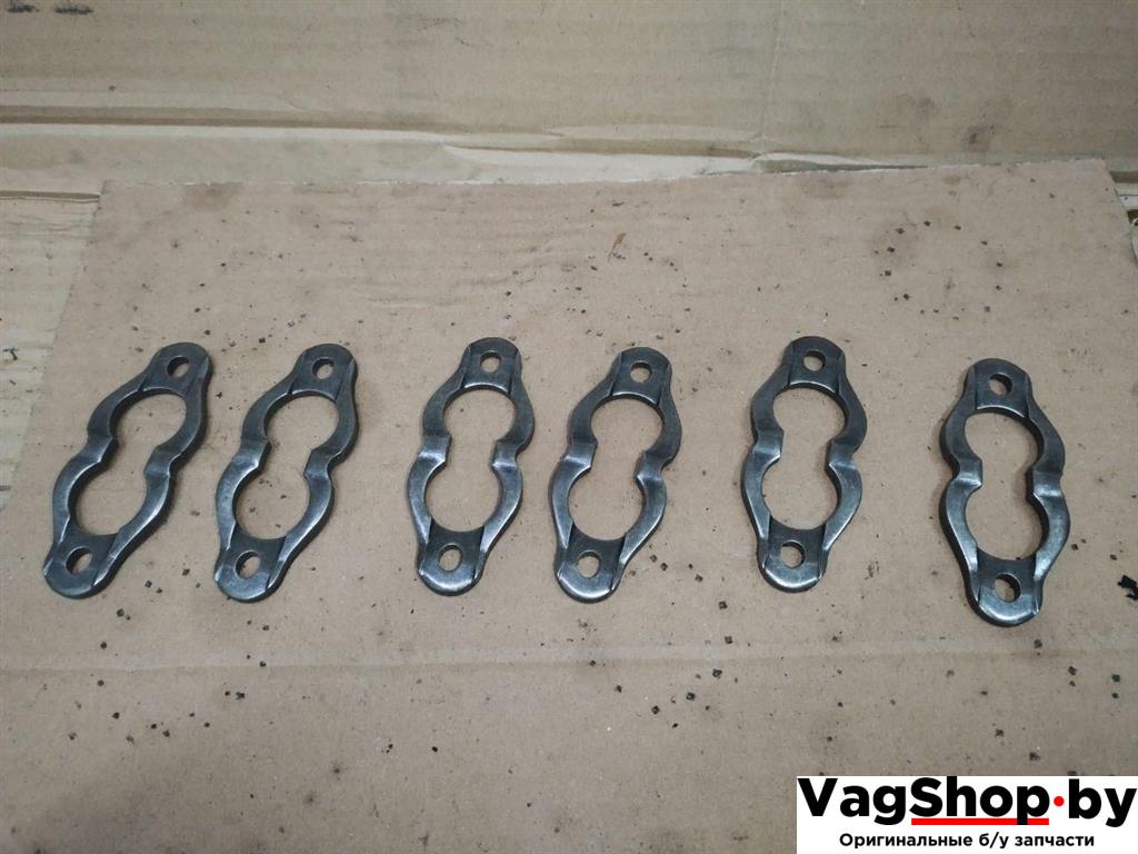 крепление форсунки Audi A4 B8/8K 2011, 2.7 л., TDi, CGK, дизель, МКПП, белый, седан, передний привод - фото №1